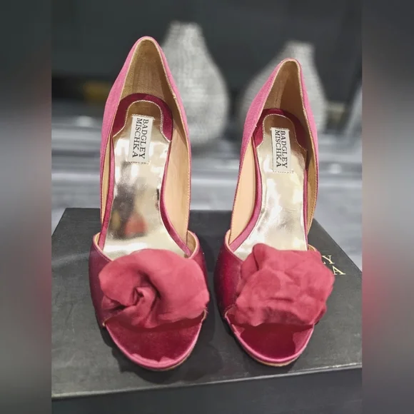 Badgley Mischka Heels - Picture 2 of 7